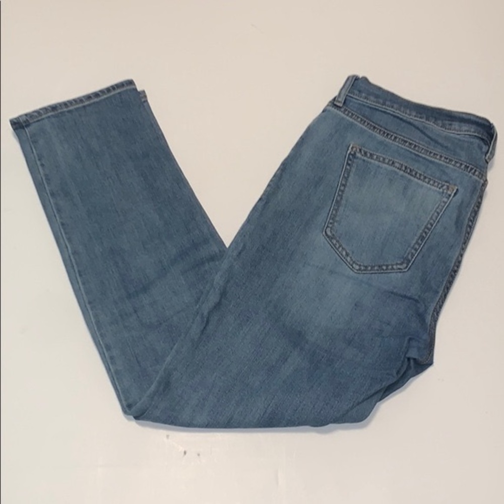 • Old Navy jeans •